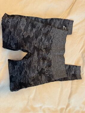Gymshark Grey Camo Scrunch Leggings